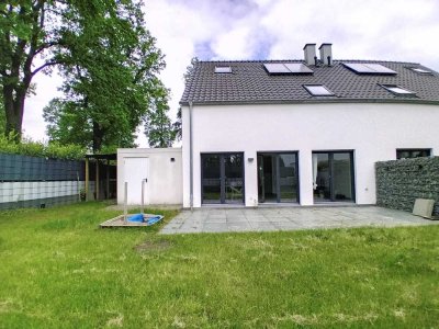 5-Zimmer-Haushälfte mit Garten, Garage & Einbauküche in Hohenbuschei (Brackel)