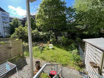 Schöne 2,0-Zimmer-Wohnung im EG samt Terrasse/Garten in Hamburg-Barmbek! (Osterbekkanal)