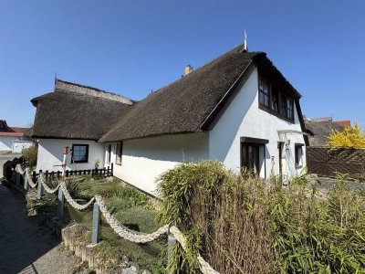Wo andere Urlaub machen !! Schönes Ferienhaus / Wohnhaus in Greifswald / Wieck !!!