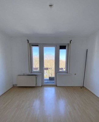 Geräumige 3-Zimmer-Wohnung mit Balkon in Linden-Süd
