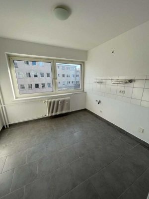 3 Zimmer Wohnung zentral gelegen von Salzgitter- Lebenstedt!
