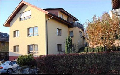 Helle 3-Zimmer DG Wohnung - 95qm