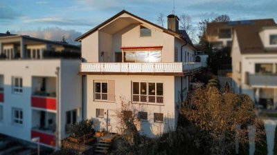 Update: Bald beziehbar: Großzügiges Stadthaus in Aussichtslage von Weingarten
