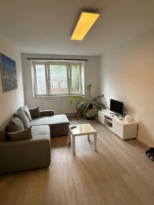 ** Gut geschnittene 2-Zimmerwohnung inkl. Küche für Singles | Paare & Familien **