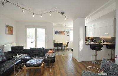 Luxuriös ausgestattete Niedrigenergiewohnung mit sonniger Loggia nähe EKZ Traisenpark