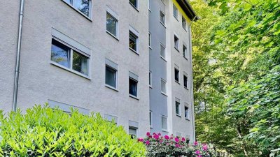 Zeitloser Charme: Vermiete 4-Zimmer-Wohnung in begehrter Lage