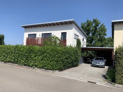 Freistehendes Familienhaus in schöner Lage