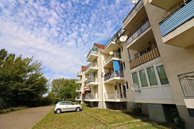 Erdgeschoss!!! Weißsandt-Gölzau!!! 2 Zimmer mit Balkon!  Frei ab sofort!