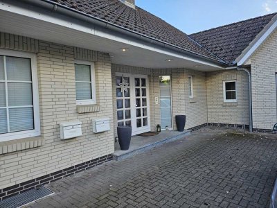 Freundliche 4-Zimmer-DG-Wohnung mit Balkon und EBK in Sittensen