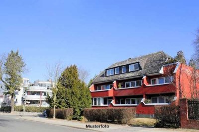 Gute Investitionsanlage! Mehrfamilienhaus mit 6 Wohnungen - provisionsfrei