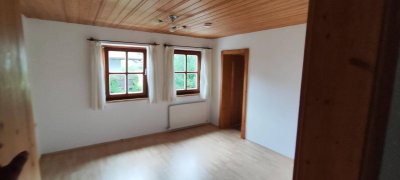 2-Zimmer Wohnung mit Balkon und Carport
