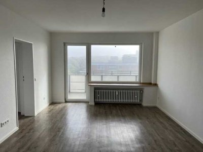 Freuen Sie sich auf Ihr neues Zuhause  - sehr schöne 3-Zi-Wohnung mit Loggia in Duisburg-Mündelheim