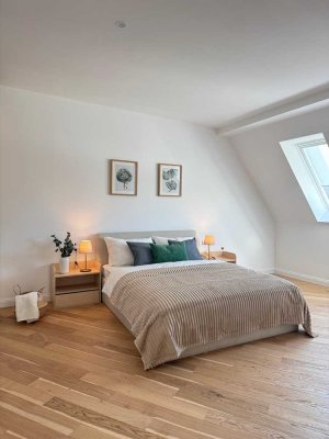 Dachgeschosswohnung in Berlin-Mitte zum Vermieten! Ab sofort verfügbar!