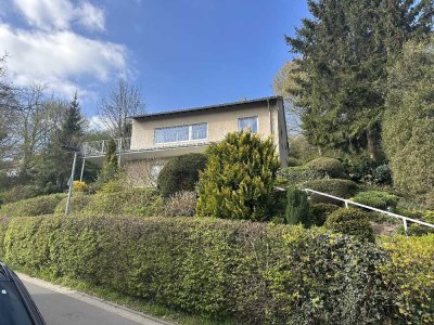 Freistehendes Einfamilienhaus mit Fernblick in Wachtberg-Pech