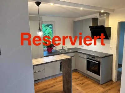 **RESERVIERT** Erstklassig sanierte 2-Zimmer-Wohnung mit Garten in Gisingen