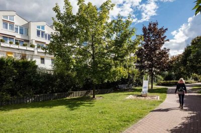 Schön und gemütlich: 1,5-Zimmer-Wohnung mit Balkon, Badewanne, Aufzug