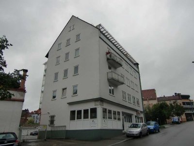 PIRMASENS! 3 ZKB-WOHNUNG im 3.OG MIT BALKON!