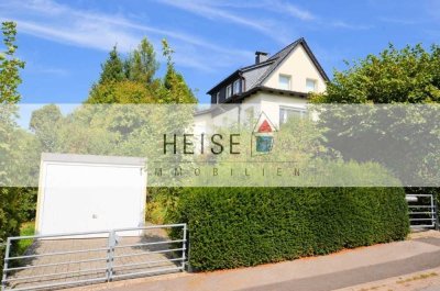 ** Sofort einziehen und wohlfühlen! ** Modernisiertes 1-Familienwohnhaus mit Garage und viel Charme