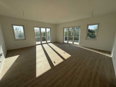 Exklusive Neubauwohnung – Erstbezug in ruhiger Lage direkt am Golfclub