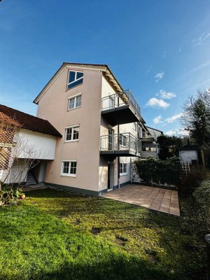 Gelegenheit: Doppelhaushälfte mit Einliegerwohnung in ruhiger, sonniger Aussichtslage