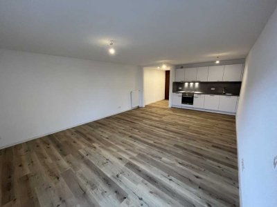 Kernsanierte 1- Zimmerwohnung wartet auf neuen Mieter