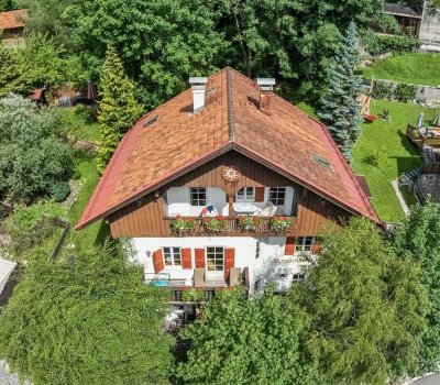 Große Mittenwalder Traditions-Villa in bester Lage