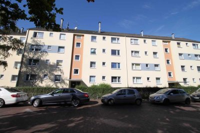 Stöckener Markt um die Ecke,  freie 3 Zi im 3.OG links - mit sonnigem Balkon 15