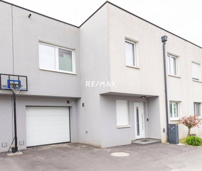 Modernes Reihenhaus: Smarthome, Garage, 4 Schlafzimmer, 2 Bäder (VB)