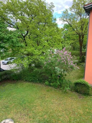 Attraktive 2,5 Zimmer-Wohnung, frisch saniert, in Ottobrunn