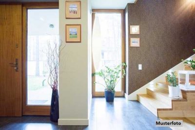 Einfamilienhaus mit Garage - provisionsfrei