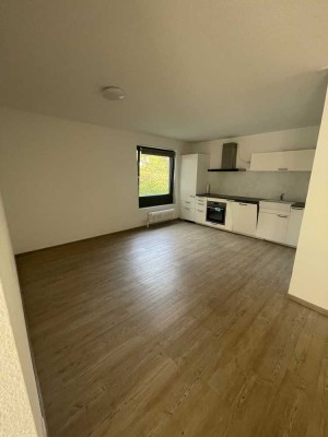 2-Zimmer-Wohnung mit moderner Einbauküche und Balkon im Zentrum von Meerbusch-Büderich