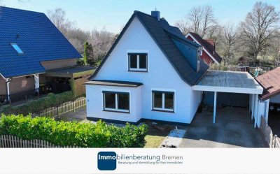 Besichtigung am Freitag sichern! Modernes Einfamilienhaus mit Garten und Carport