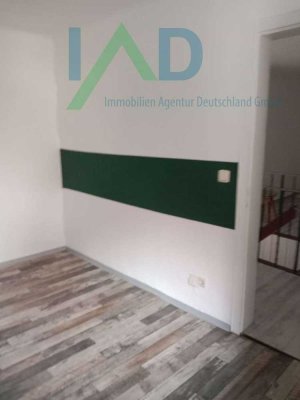 Wohnanlage für 3 Parteien * Gewerbe möglich*