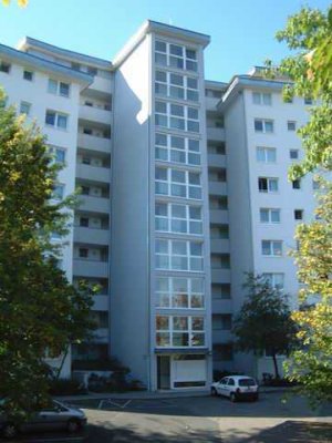 Hübsche Zweizimmerwohnung mit Burgblick und Balkon!