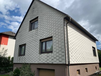 Neuer Preis ! Gepflegtes Einfamilienhaus in sehr begehrter, ruhiger Lage!!