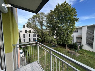Graz-St.Peter/Sanierungsbedürftige 2-Zimmer-Wohnung mit 2 Balkonen Nähe Schulzentrum