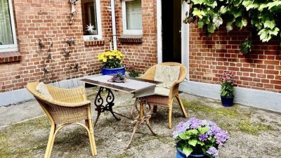 Möblierte 5-Zimmer-Erdgeschosswohnung in Hamburg für 1 Jahr