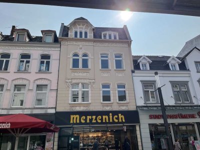 ** Wunderschöne, sanierte Altbauwohnung mit Innenhof/Garten in der Fußgängerzone von Opladen