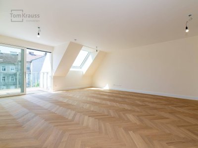 WOHNEN MIT CHARME UND CHARAKTER LUXUS-DACHGESCHOSS IM STILALTBAU