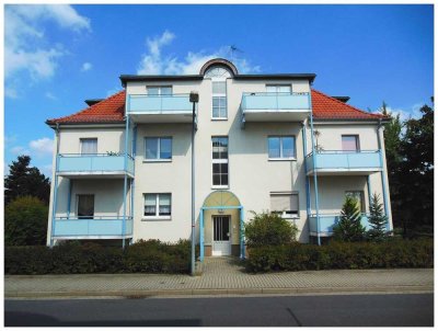 Gemütliche 3-Raum-Wohnung mit Balkon im Erdgeschoss – ab sofort verfügbar