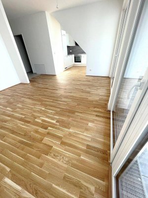 3-Zimmer-Dachgeschoßwohnung mit großer Loggia! Unbefristetes Mietverhältnis