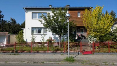 Geräumiges, familienfreundliches Einfamilienhaus mit geh. Innenausstattung  - befristet für 5 Jahre
