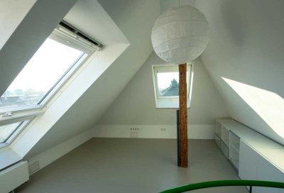 Wohnen über den Dächern: Loft-Maisonette mit Stuttgarter Weitblick
