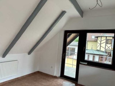 Attraktive und sanierte 3-Raum-Wohnung mit Balkon in Breitengüßbach
