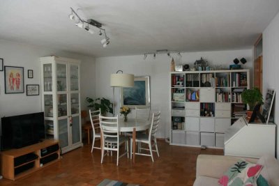 Viel Platz in Plieningen: Sonnige 4-Zimmer-Wohnung mit Terrasse