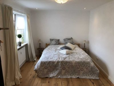 Wohnung im südlichen Rosenheim, Stadtteil Happing mit  TG