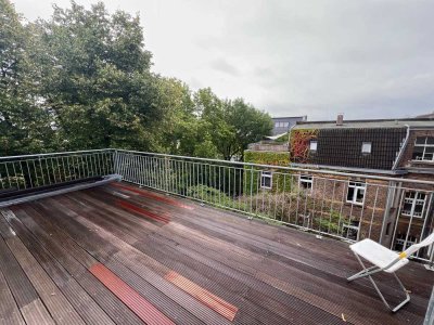 Exklusive Dachgeschosswohnung mit großer Terrasse in begehrter Kölner Altstadt-Süd