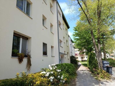 Von privat,  provisionsfrei, 3-4 Zi. Wohnung , bezugsfrei, Stellplatz inkl.,