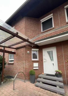 Großzügiges Reihenmittelhaus in beliebter Wohnlage Burgdorf Weststadt