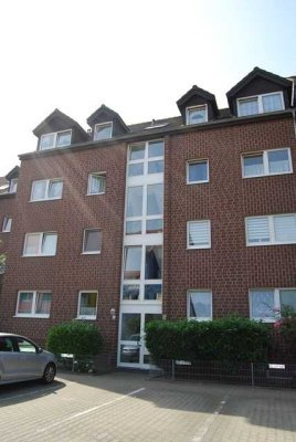 Hier wird für Sie renoviert! Schöne 3-Zimmer-Wohnung mit Balkon!